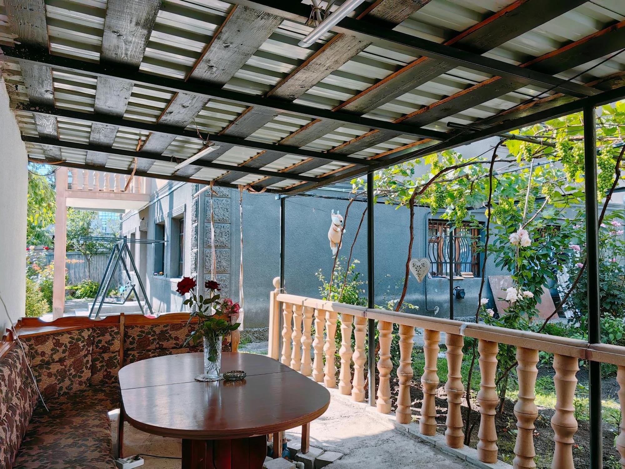 Guest House Metreveli Street 19 Khashuri ภายนอก รูปภาพ