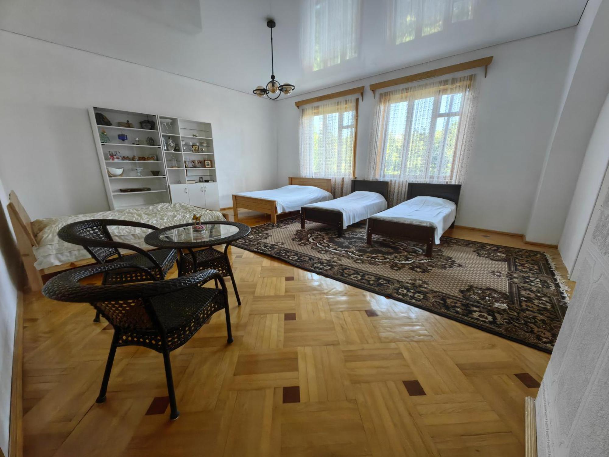 Guest House Metreveli Street 19 Khashuri ภายนอก รูปภาพ