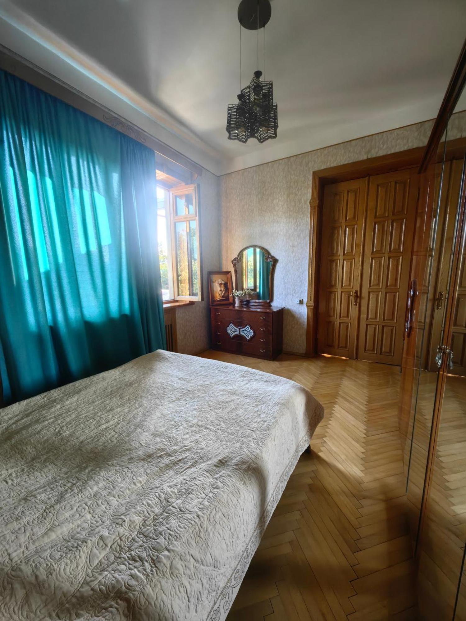 Guest House Metreveli Street 19 Khashuri ภายนอก รูปภาพ